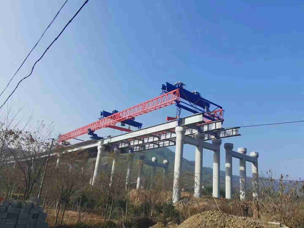 拆卸湖南郴州架橋機遇到的問題介紹